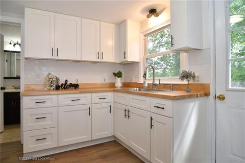 174 Bend St, Warwick, RI 02889 photo 10