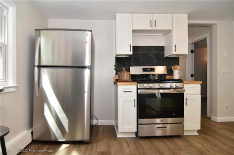 174 Bend St, Warwick, RI 02889 photo 8