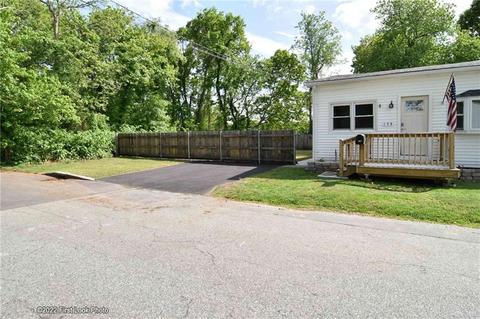 174 Bend St, Warwick, RI 02889 photo 1