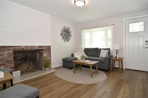174 Bend St, Warwick, RI 02889 photo 5