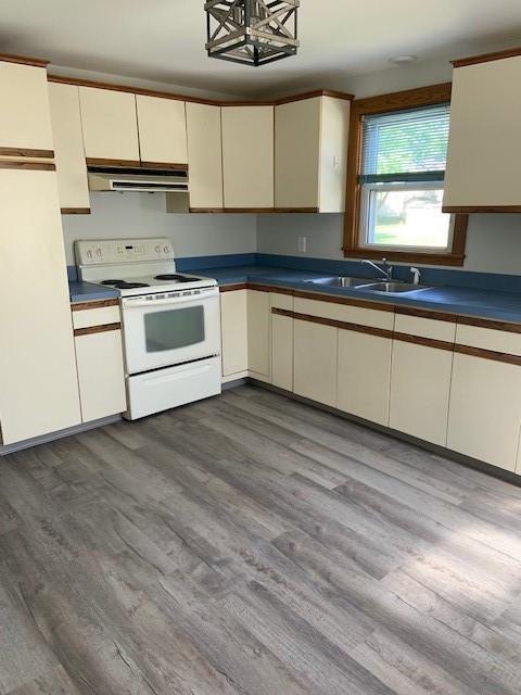 335 Morin St, Woonsocket, RI 02895 photo 11