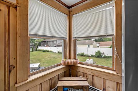 9 West St, Warren, RI 02885 photo 13