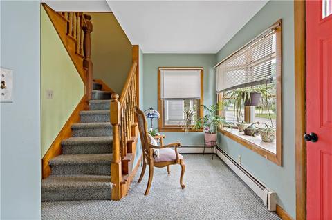 9 West St, Warren, RI 02885 photo 3