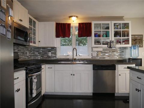 11 Watson St, Warwick, RI 02889 photo 9
