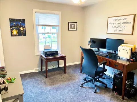 25 Eastgate Dr, Warwick, RI 02886 photo 26