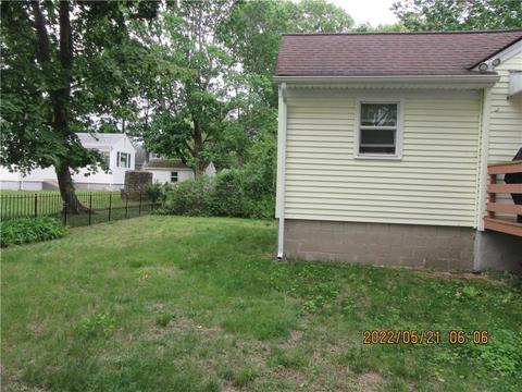 21 Sutton Ave, Warwick, RI 02889 photo 12