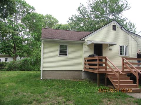 21 Sutton Ave, Warwick, RI 02889 photo 10