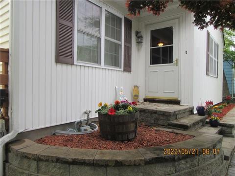 21 Sutton Ave, Warwick, RI 02889 photo 1
