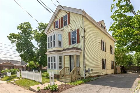 68 Prospect St, Woonsocket, RI 02895 photo 2