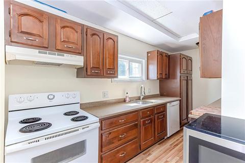 68 Prospect St, Woonsocket, RI 02895 photo 17