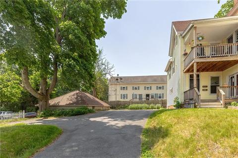 68 Prospect St, Woonsocket, RI 02895 photo 4