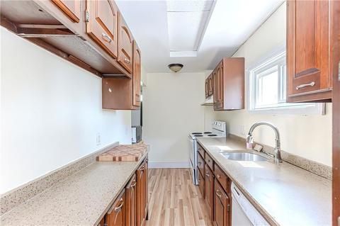 68 Prospect St, Woonsocket, RI 02895 photo 16