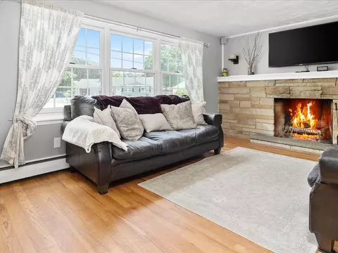 7 George St, Warwick, RI 02888 photo 8