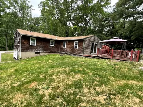 32 Edgewood Rd, Glocester, RI 02814 photo 7