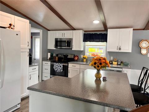 8 Milton Ln, Coventry, RI 02816 photo 8