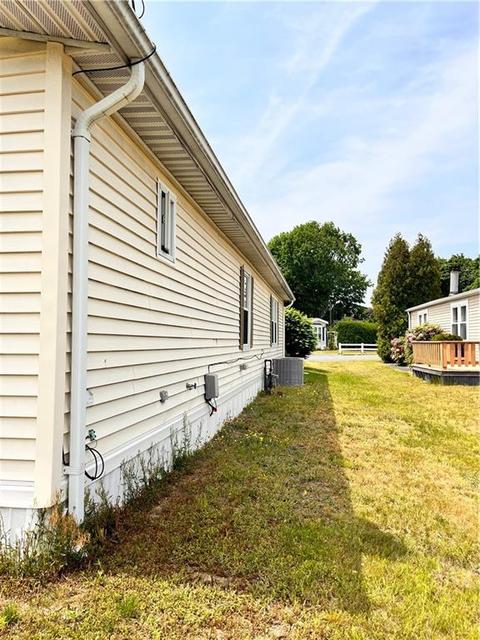 8 Milton Ln, Coventry, RI 02816 photo 4
