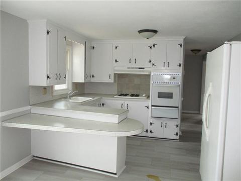 57 Walker Rd, Warwick, RI 02889 photo 7