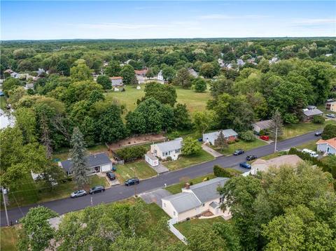 15 Colonial Dr, Warren, RI 02885 photo 17