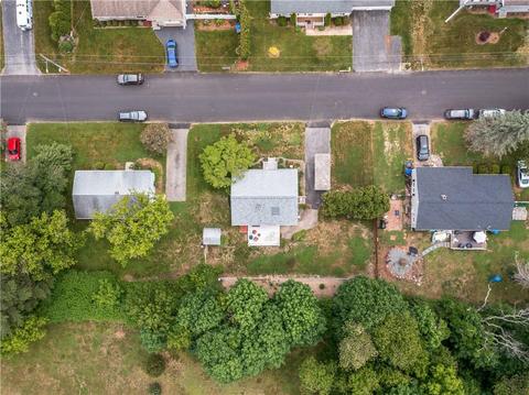 15 Colonial Dr, Warren, RI 02885 photo 18