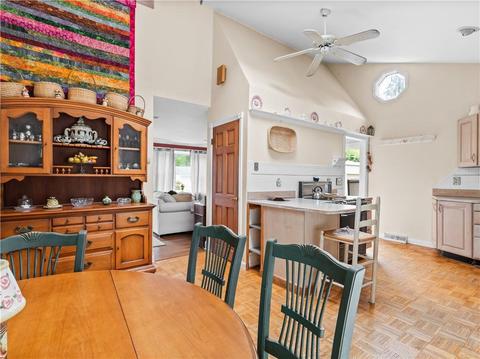 15 Colonial Dr, Warren, RI 02885 photo 5