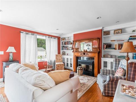 15 Colonial Dr, Warren, RI 02885 photo 7