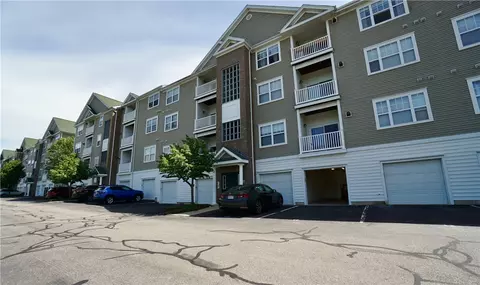 96 Mill St #304, Woonsocket, RI 02895 photo 1