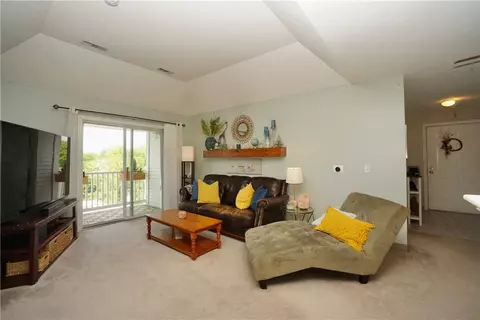 96 Mill St #304, Woonsocket, RI 02895 photo 3
