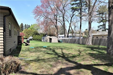 70 Landmark Rd, Warwick, RI 02886 photo 5