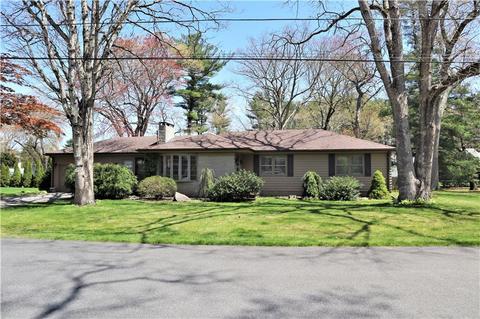 70 Landmark Rd, Warwick, RI 02886 photo 3