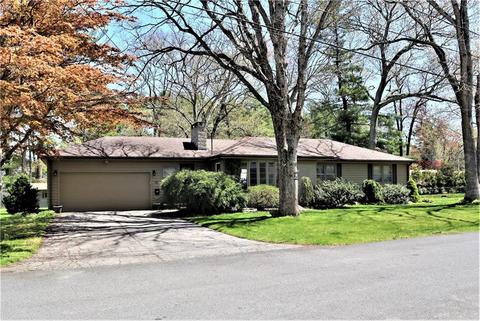 70 Landmark Rd, Warwick, RI 02886 photo 1
