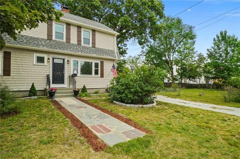 15 Everleth Ave, Warwick, RI 02888 photo 3