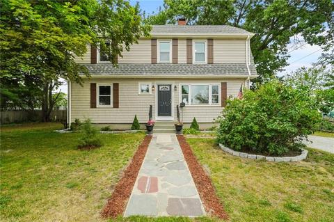 15 Everleth Ave, Warwick, RI 02888 photo 2