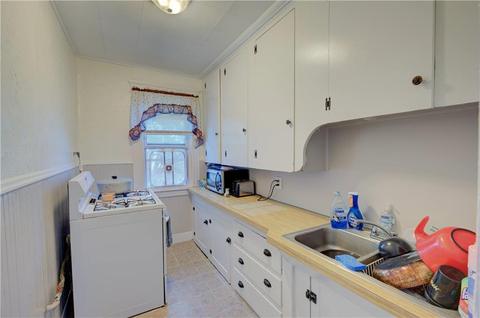 43 Fifth Ave, Woonsocket, RI 02895 photo 12