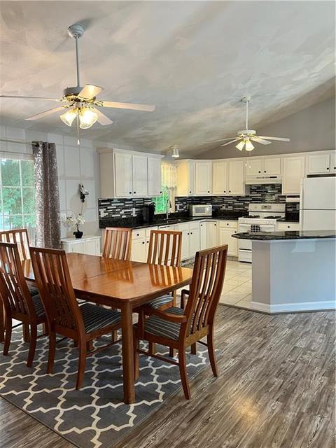 42 Manila Ave, Woonsocket, RI 02895 photo 7