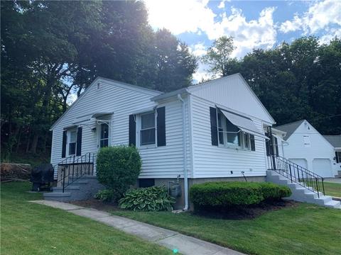 43 Maribeth Dr, Johnston, RI 02919 photo 2