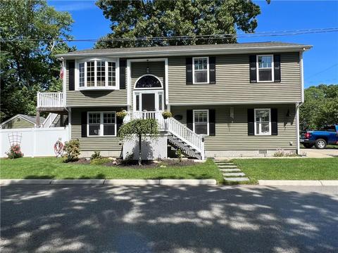 5 Obadiah Ave, Warwick, RI 02889 photo 1