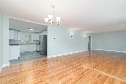 11 Holmes St, Westerly, RI 02891 photo 19