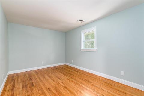 11 Holmes St, Westerly, RI 02891 photo 22