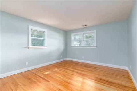 11 Holmes St, Westerly, RI 02891 photo 15