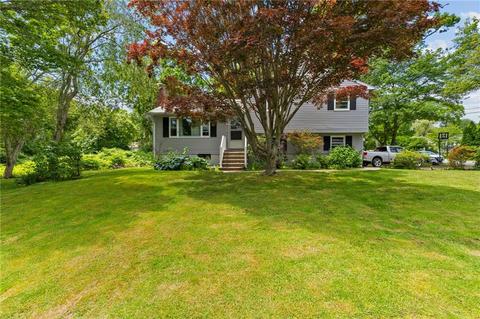 10 Lovat Ln, Westerly, RI 02891 photo 1