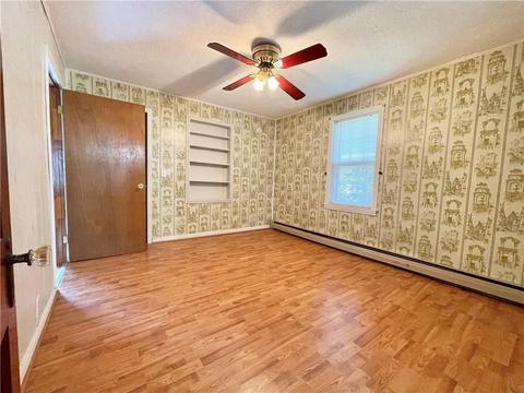 76 Pine Crest Dr, East Providence, RI 02915 photo 5