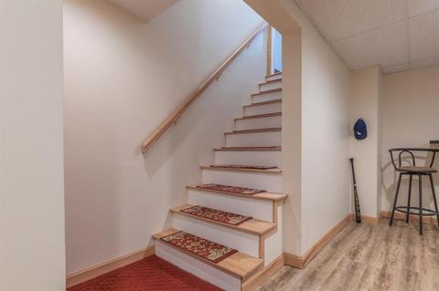204 Halsey Rd, Woonsocket, RI 02895 photo 22