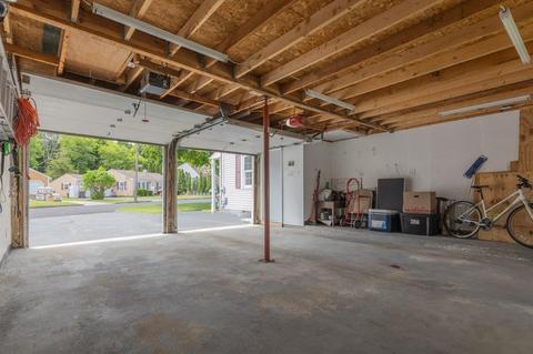 204 Halsey Rd, Woonsocket, RI 02895 photo 29