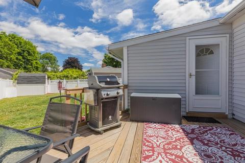204 Halsey Rd, Woonsocket, RI 02895 photo 34