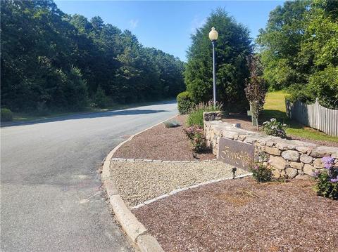 202 Ridge Dr, Exeter, RI 02822 photo 3