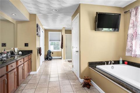 516 Durfee Hill Rd, Glocester, RI 02814 photo 23