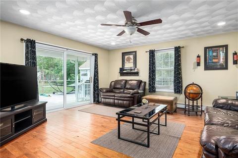516 Durfee Hill Rd, Glocester, RI 02814 photo 9