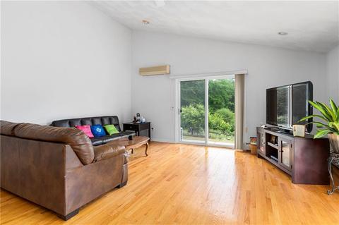 112 S Killingly Rd, Foster, RI 02825 photo 8
