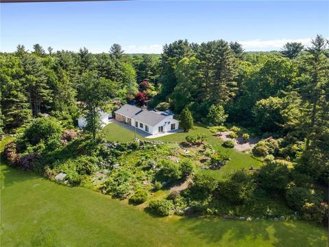 112 S Killingly Rd, Foster, RI 02825 photo 4