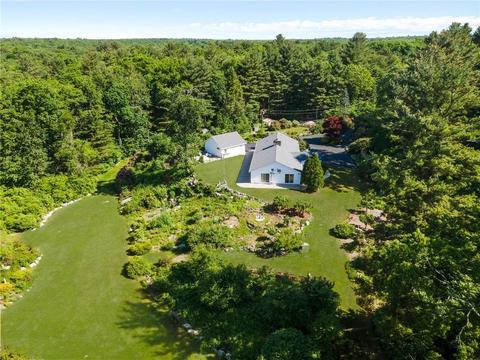 112 S Killingly Rd, Foster, RI 02825 photo 5